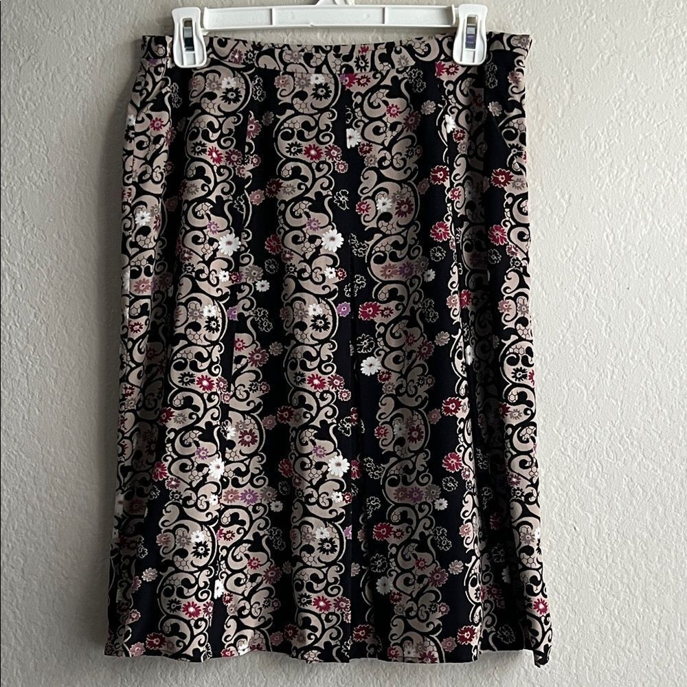 ALFANI Floral Black and Pink Women's Silk Skirt in Size 8P
